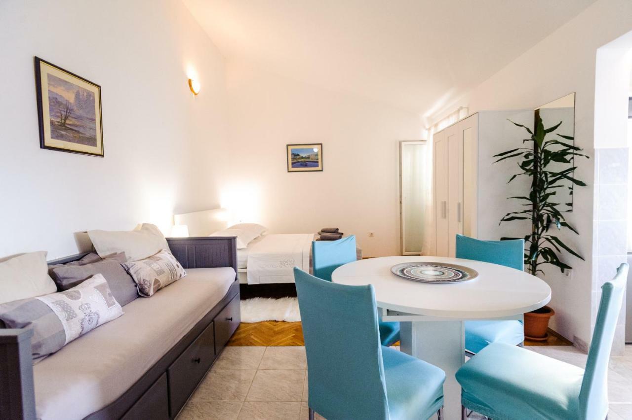 Apartments Korda L&M- Suhi Potok Jesenice  Extérieur photo