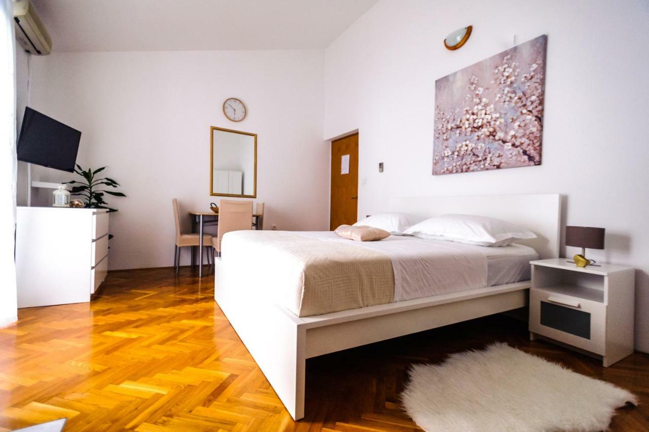 Apartments Korda L&M- Suhi Potok Jesenice  Extérieur photo